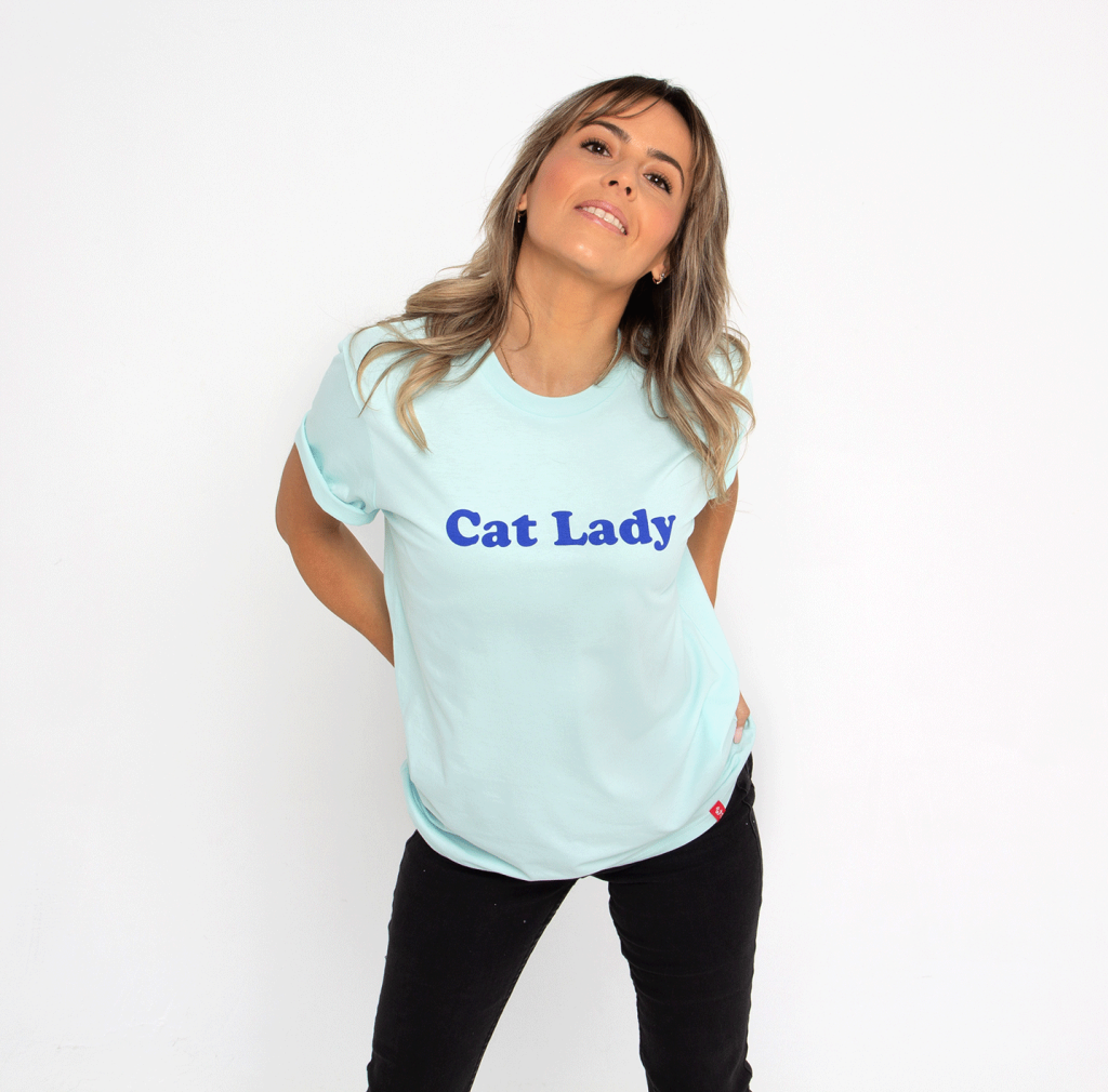 Camiseta SOLIDARIA unisex modelo Cat Lady